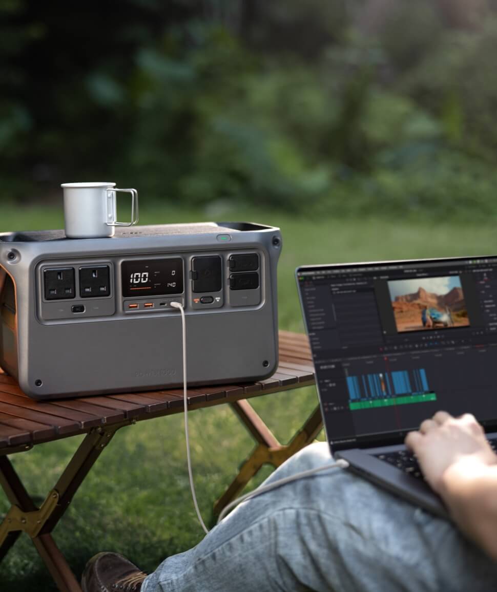 Портативна зарядна станція Power 1000